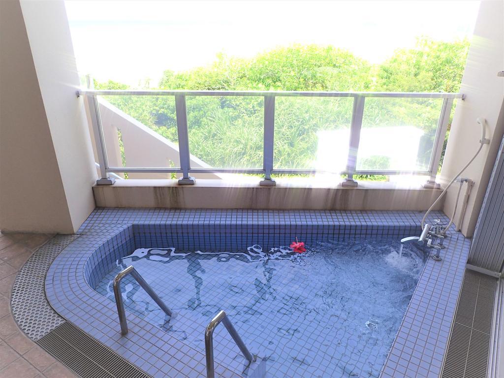 Seaside Klatch -Villa&Sauna- Ishigaki  Экстерьер фото
