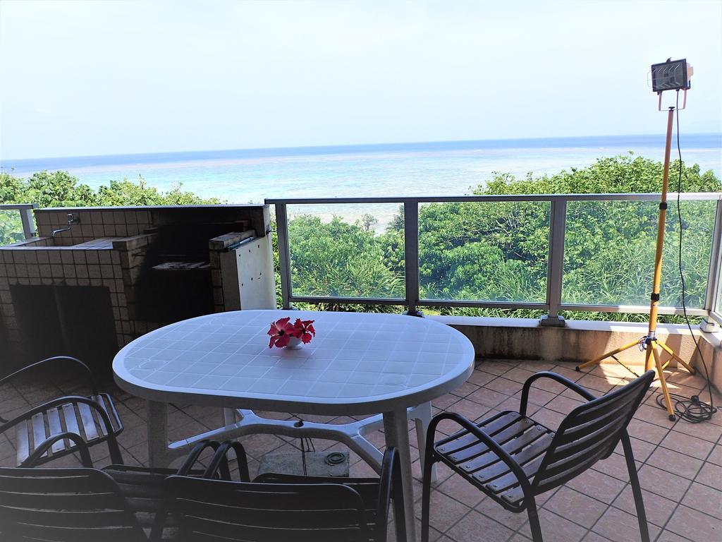 Seaside Klatch -Villa&Sauna- Ishigaki  Экстерьер фото